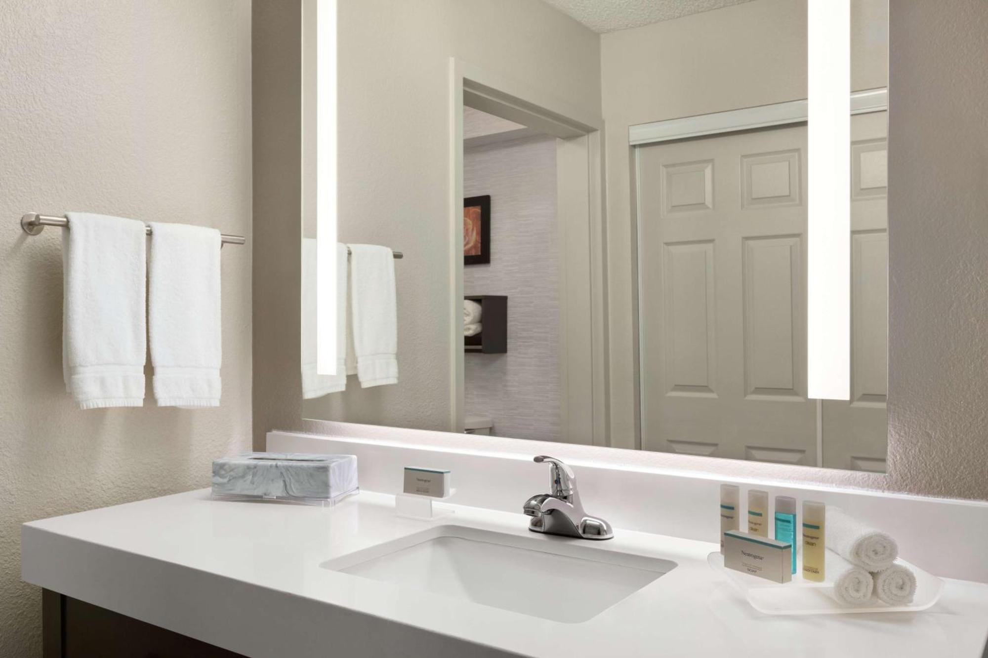 Homewood Suites By Hilton Dallas-Plano Extérieur photo